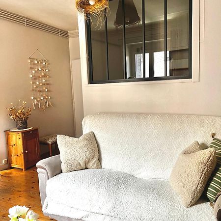 Appartement cosy en ville haute Saint-Flour  Extérieur photo