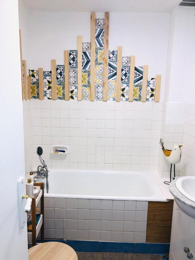 Appartement cosy en ville haute Saint-Flour  Extérieur photo